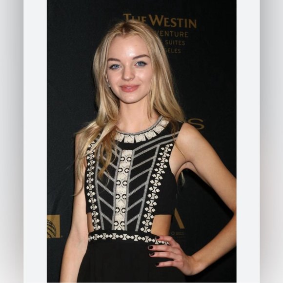 BCBGMaxAzria Adelia Cutout Embellished Midi Dress Size 2 - Picture 1 of 10